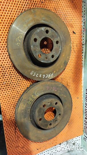 Диски тормозные передние Audi A6C5