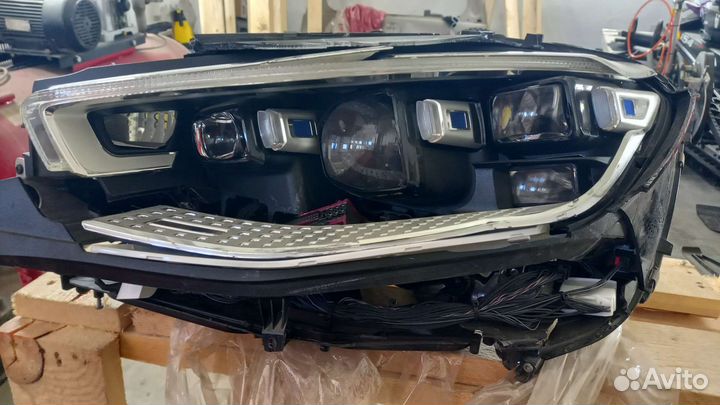 Фара левая Mercedes W223