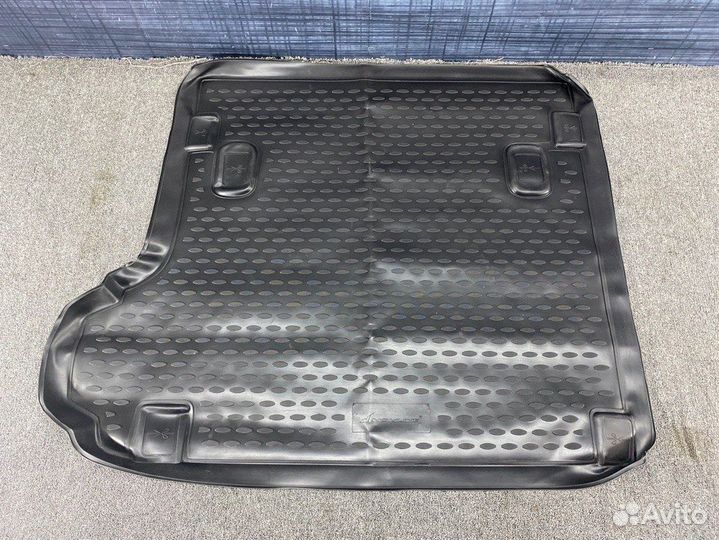 Ковер багажника Bmw X3 E83 2003+