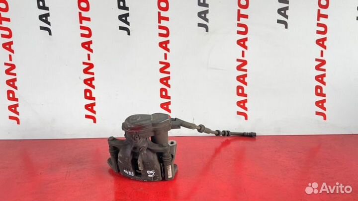 Суппорт задний правый Audi A4 B8 1.8 tfsi cdhb