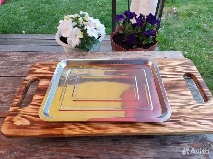 Деревянный поднос для подачи шашлыка с шумпурами