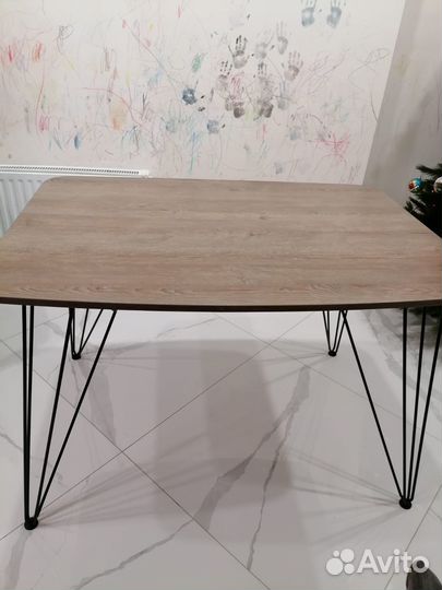 Кухонный стол