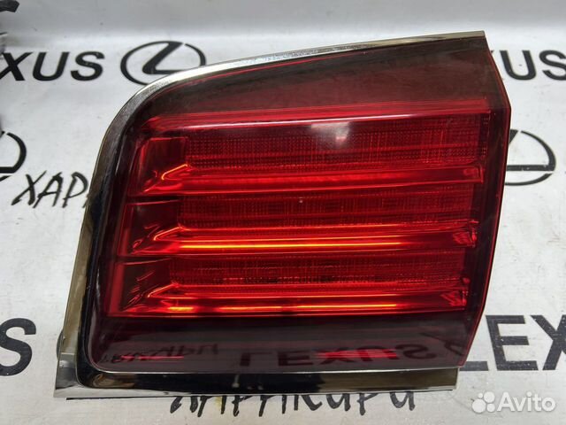 Задний правый фонарь Lexus LX570