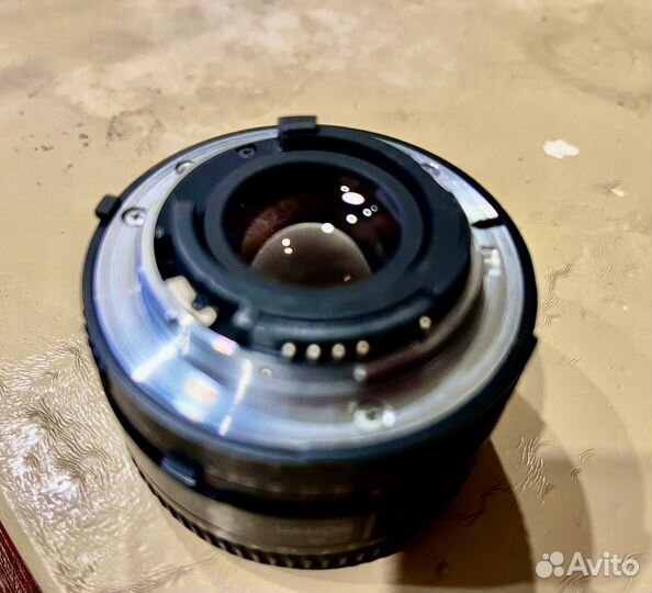 Объектив Nikon 50mm 1 8