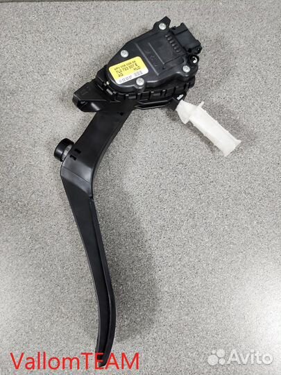 Лот T325 Педаль газа VW Touareg