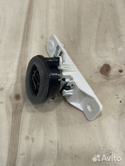 Динамик двери задний левый Lexus RX450h