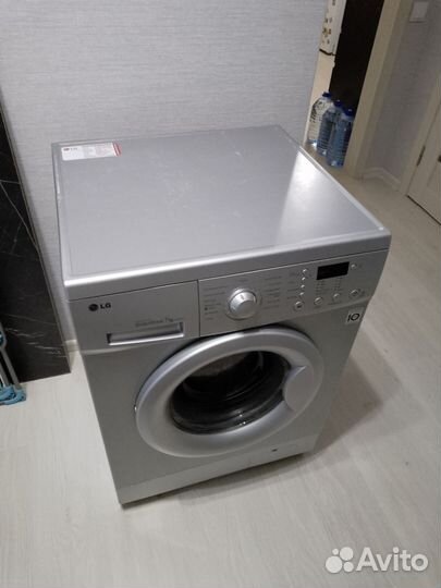 Стиральная машина LG - 7 кг прямой привод