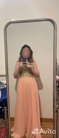 Вечернее платье
