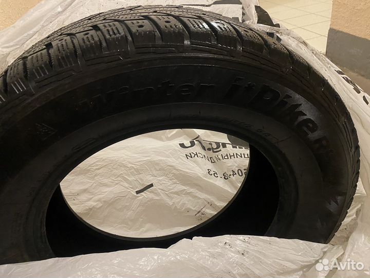 Hankook Winter I'Pike 215/65 R16 98T