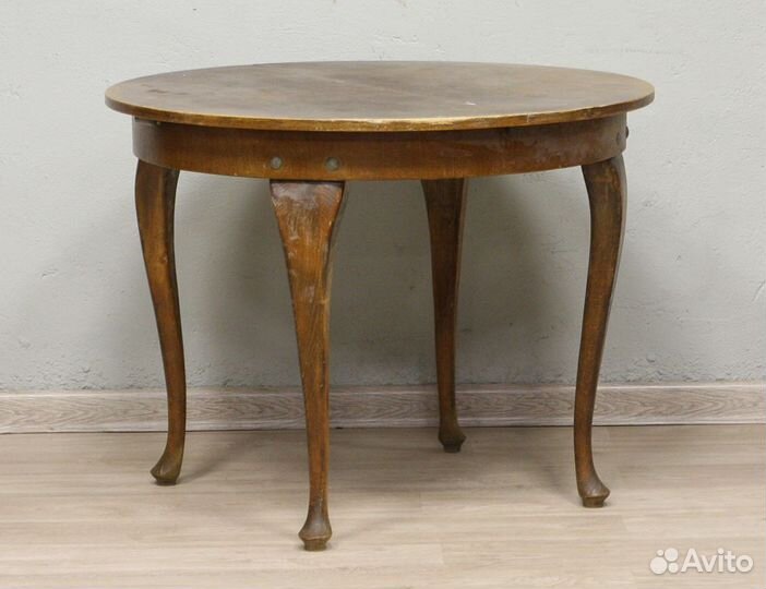 Винтажный деревянный стол