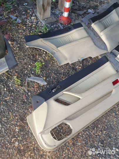 Обшивки карты дверей на легенда купе 93г