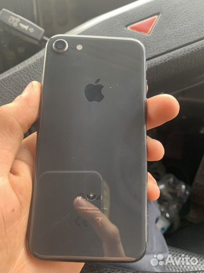iPhone 8, 64 ГБ