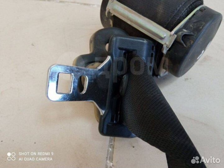 Ремень безопасности задний правый Ford Fiesta MK5