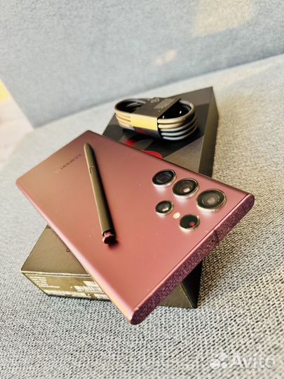 Samsung Galaxy S22 Ultra, 8/128 ГБ