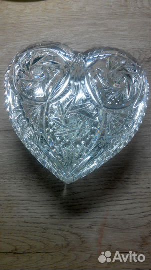 Шкатулка хрустальная