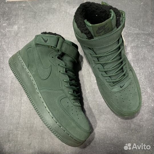 Кроссовки Nike Air Force 1 mid зимние