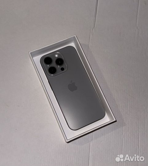 iPhone 15 Pro, 256 ГБ