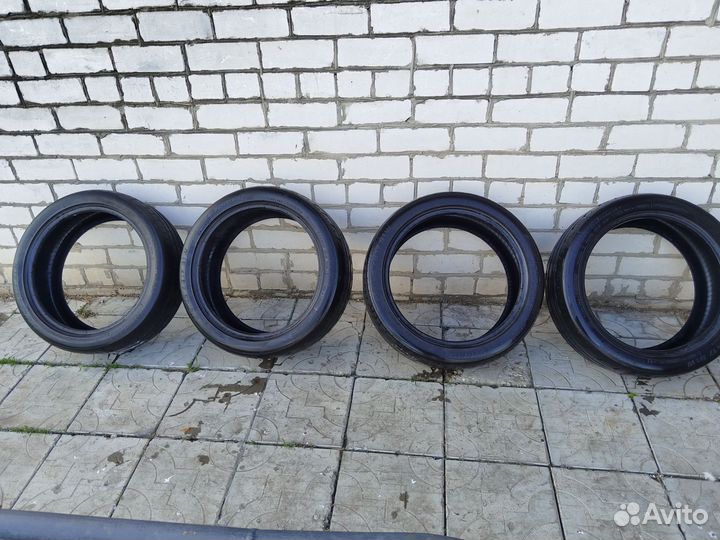 Tigar High Performance 215/45 R17