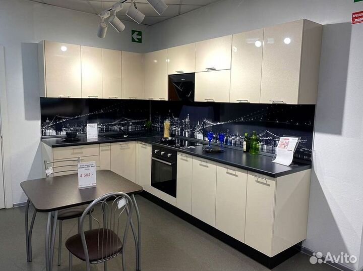 Кухонные гарнитуры