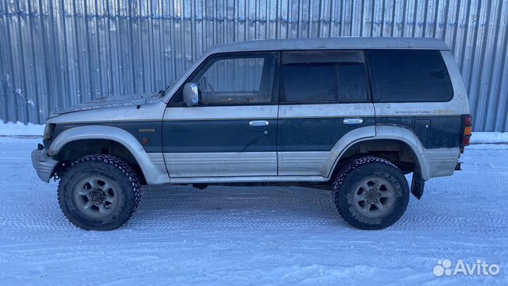 Mitsubishi Pajero 2.8 AT, 1996, 150 000 км