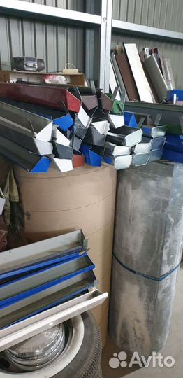 Кормушки для птиц кроликов уток + поддоны