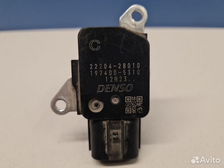 Расходомер воздуха (массметр) Toyota RAV 4 2013-2019