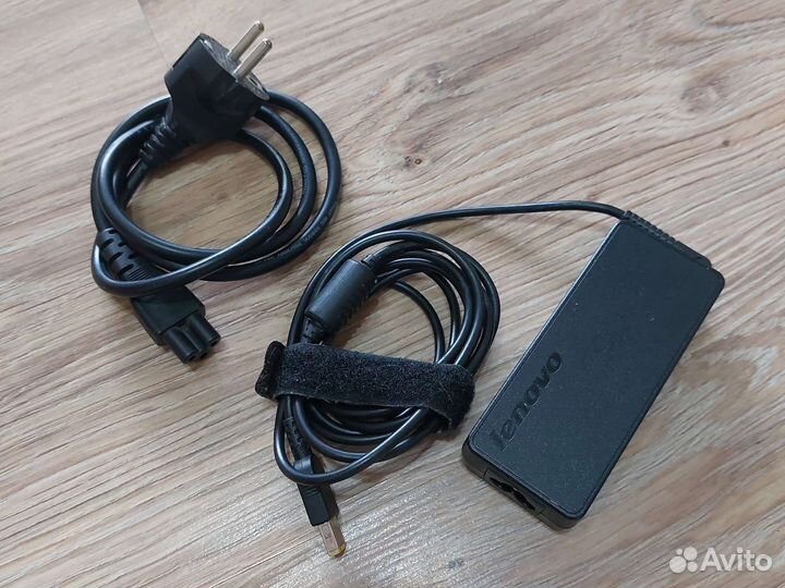 Блок питания с зарядные устройством Lenovo