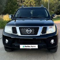 Nissan Navara 2.5 AT, 2012, 128 000 км, с пробегом, цена 1 870 000 руб.