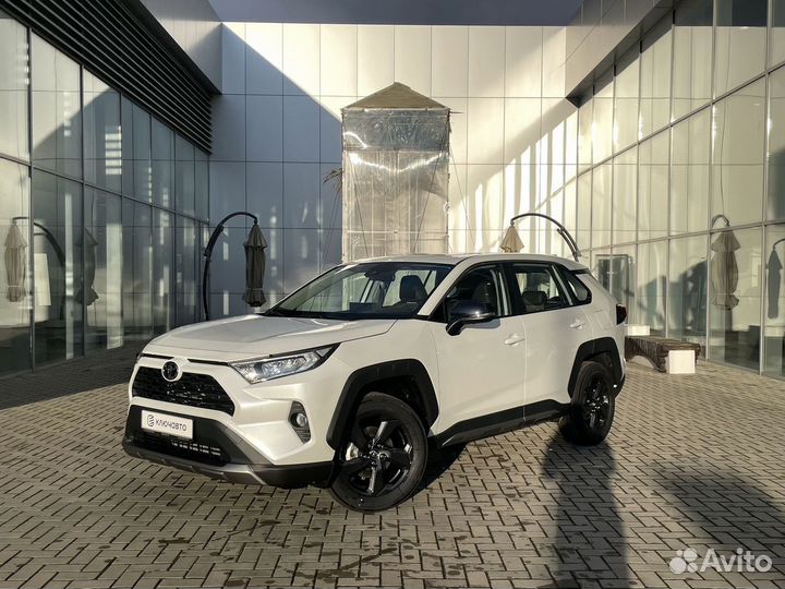 Toyota RAV4 2.0 CVT, 2023