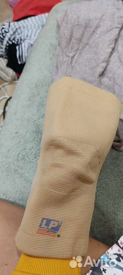 Наколенник ортопедический