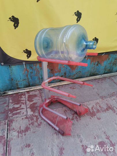 Стойка для бутылей 19 л