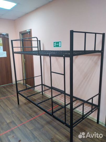 Кровать металлическая двухярусная кр1