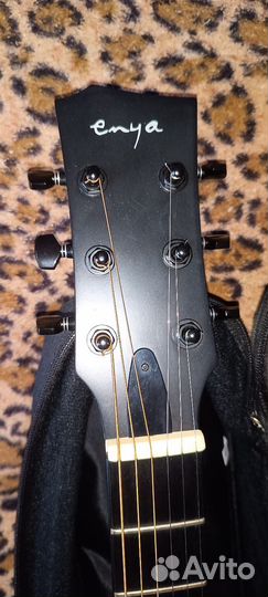 Акустическая гитара Enya