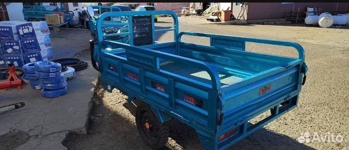 Электросамокат трицикл