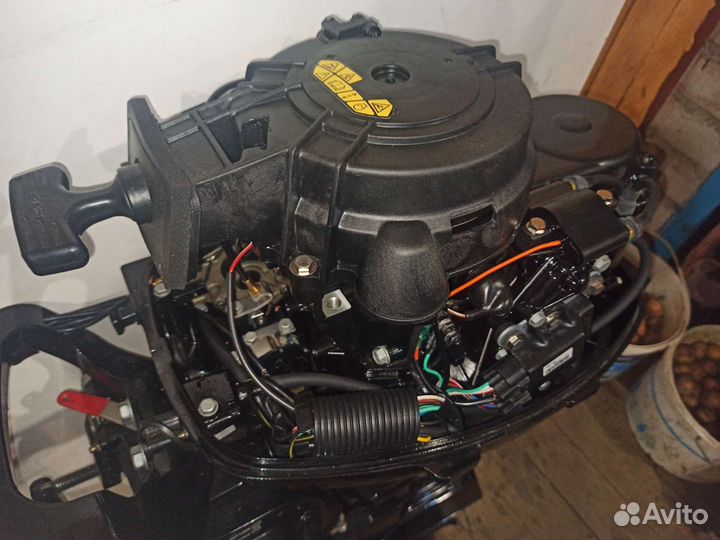 4х-тактный лодочный мотор Mercury 9.9M