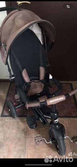 Детский велосипед трехколесный с ручкой