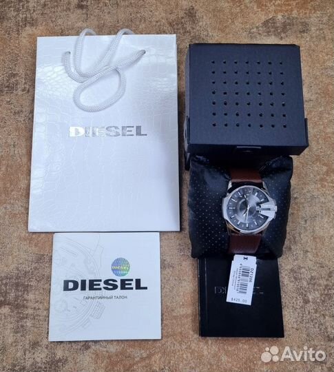 Часы Оригинальные новые diesel Mega Chief DZ1206