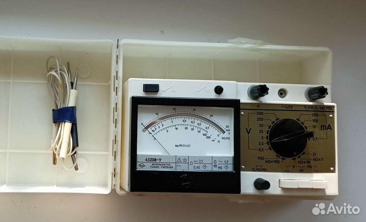 Вольтметр Э8021 СССР