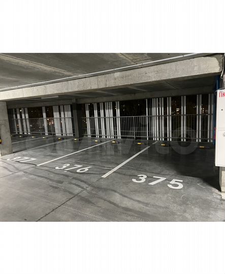Машиноместо, 13 м²