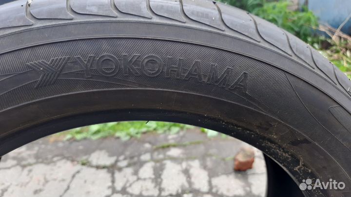 Yokohama Advan Sport V102 235/55 R20 102V