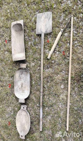 Корыто, лопата для хлеба, цеп молотило