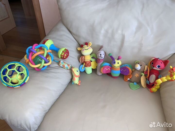 Развивающие игрушки для малышей