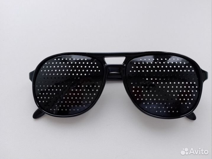 Очки дырчатые