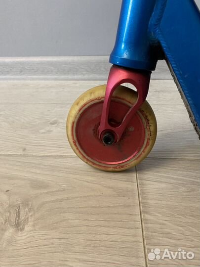 Трюковой самокат