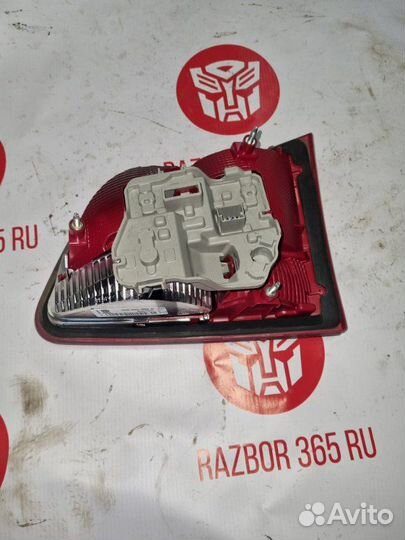 Фонарь задний левый Volkswagen Sharan 7N CAV 2011