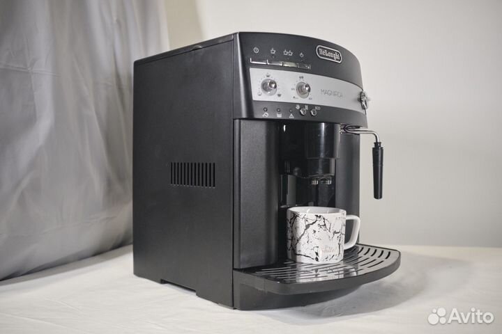 Кофемашина delonghi magnifica