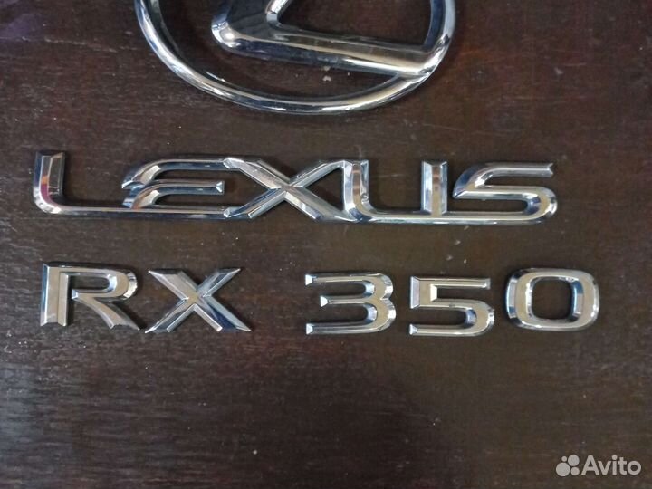 Надпись lexus rx 350 со значком крышки багажника
