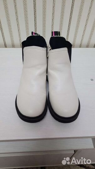 Ботинки для девочки