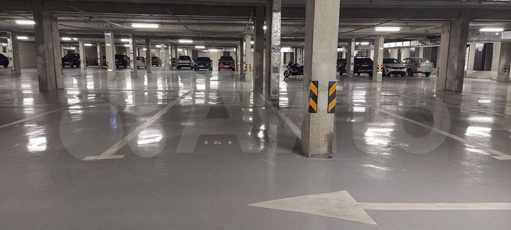 Машиноместо, 13 м²