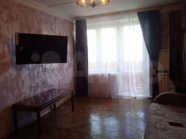 2-к. квартира, 58 м², 10/17 эт.